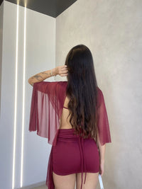 Conjunto Feminino Top e Saia com Tule Manga Longa